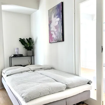 Modern Apartment With Private Terrace Helsinki Buitenkant foto