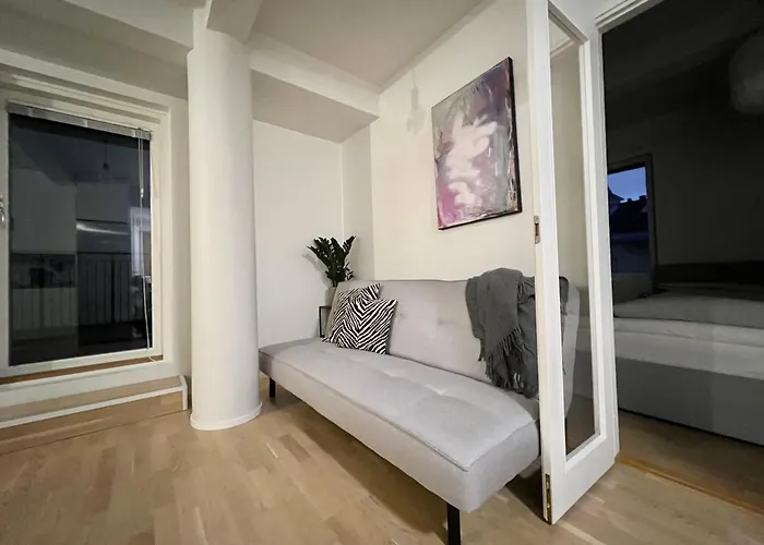 Modern Apartment With Private Terrace